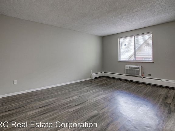 5th image of 1363 N Clayton St #11314183