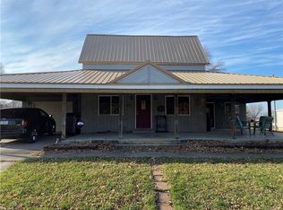 635 Elm St, Kamrar, IA 50132