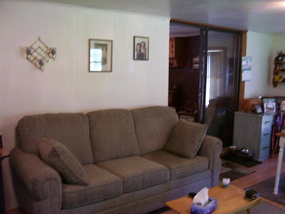 4th image of 1095 County Road 33