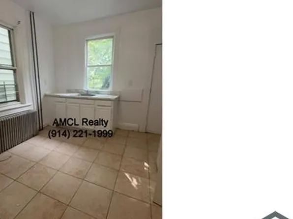 349 Walnut St, Yonkers, NY 10701