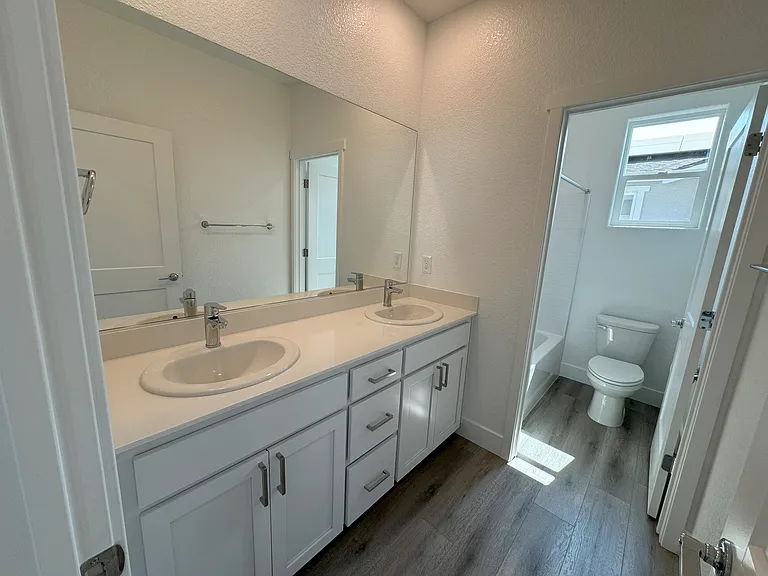 2035 Grady Cir — Photo 10