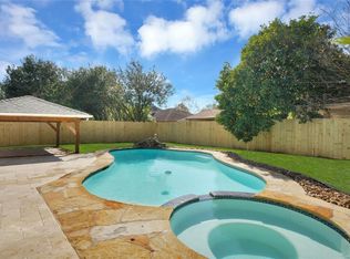 8210 Squires Place Dr, Houston, TX 77083
