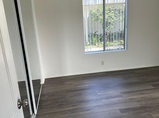 332 Victoria St #B201, Costa Mesa, CA 92627