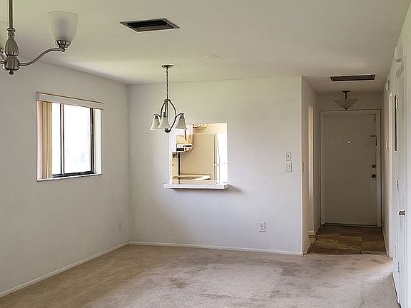 4th image of 2135 SE 15th Pl APT 105