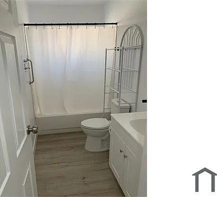 5 bed, 2200 sqft, $2,500 — Photo 4