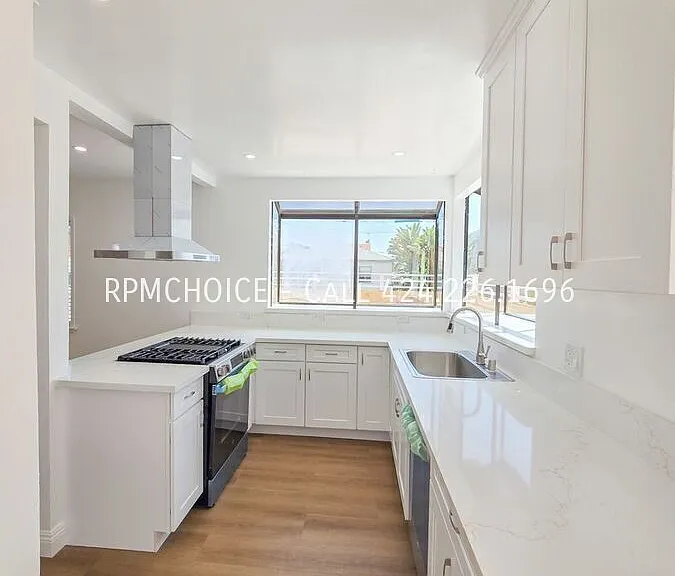 403 Sierra Vista Dr — Photo 9