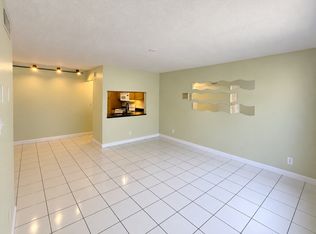 10039 Winding Lake Rd APT 101, Sunrise, FL 33351