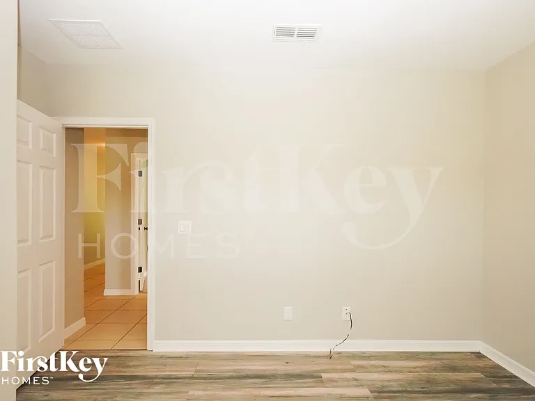 3734 Briarwood Estates Cir — Photo 14