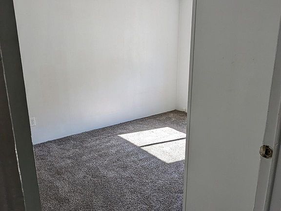 3rd image of 2200 Washington Ave #5