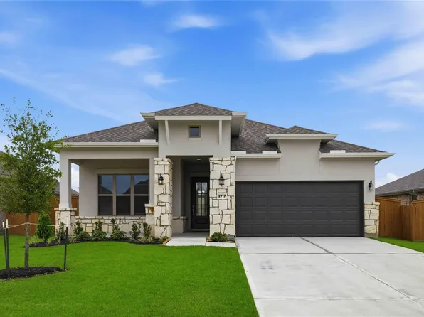 2717 Mackinac Bay Dr, Texas City, TX 77568