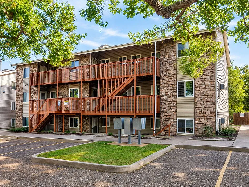 210 S Ingalls St #8
