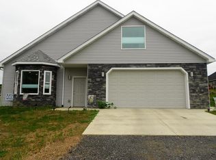 7 Coke Oven Ln, Punxsutawney, PA 15767
