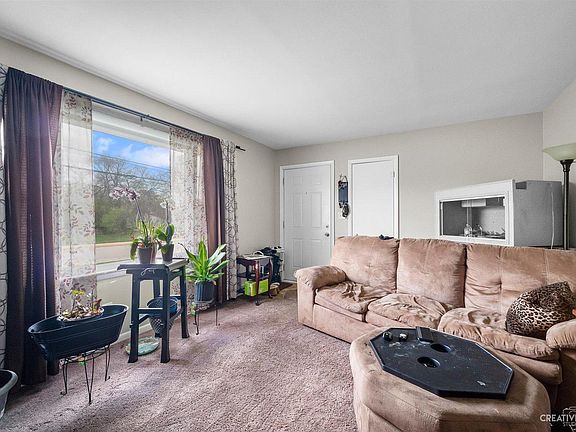 4th image of 24 N Willow Way
