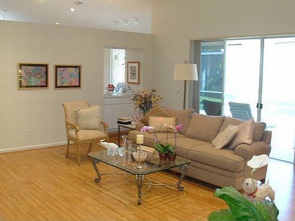 2nd image of 3301 Ottawa Ln