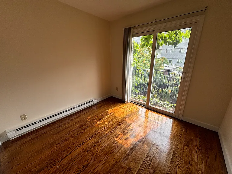 96 Tyler St #CY6 — Photo 6
