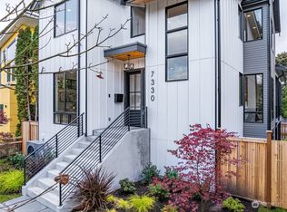 7330 Keen Way N, Seattle, WA 98103
