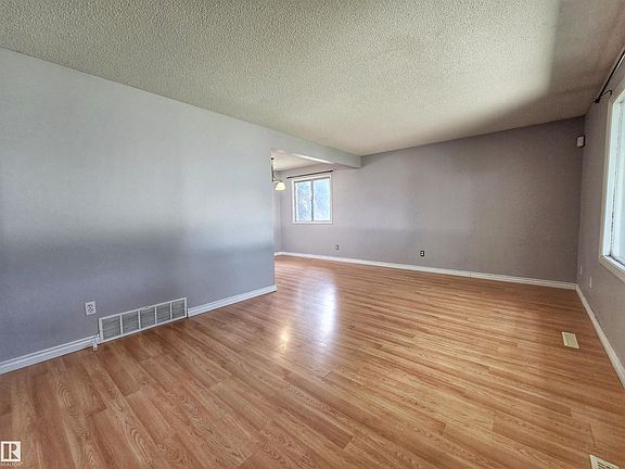 5th image of 5507 84th Ave NW