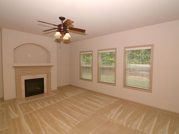 3rd image of 2406 Peach Shoals Cir