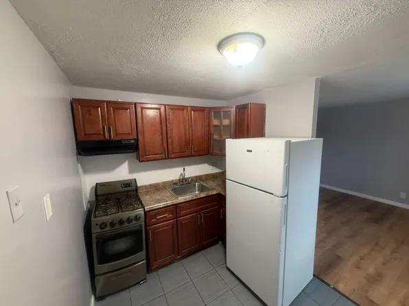 (undisclosed Address), New Britain, CT 06051