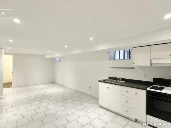332 Osler St #2, Toronto, ON M6N 2Z5