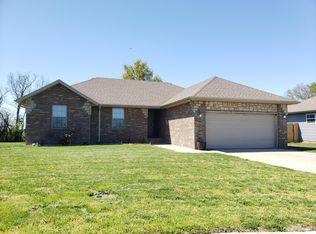 204 Payton St, Monett, MO 65708