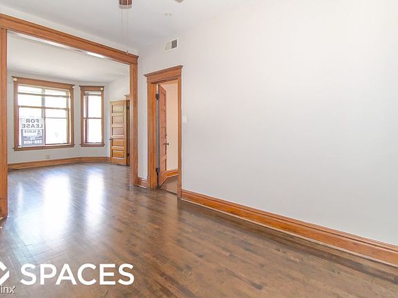 4th image of 2523 N California Ave #Unt1