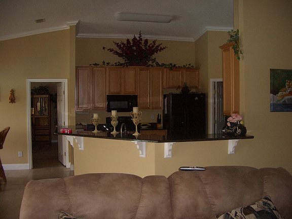 4th image of 4462 SW Bradbury St