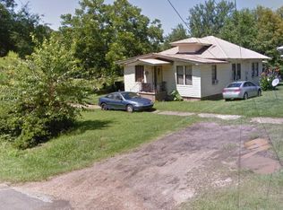 520 Argyle St #B, McComb, MS 39648