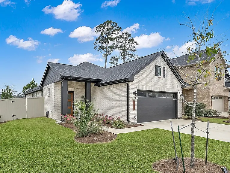 40558 Berylline Ln — Photo 2