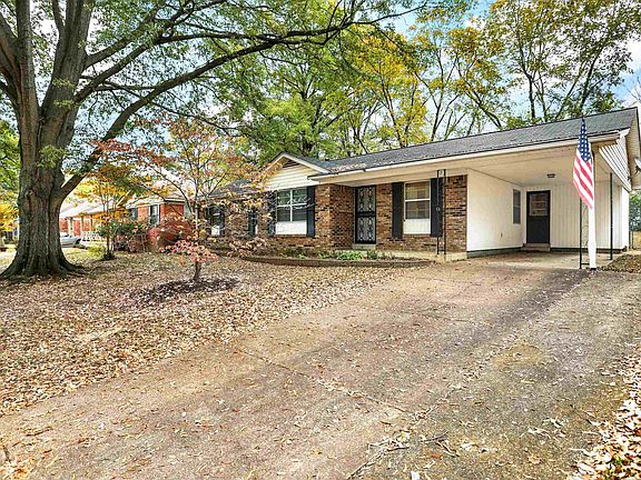 2nd image of 1446 Heathcliff Dr