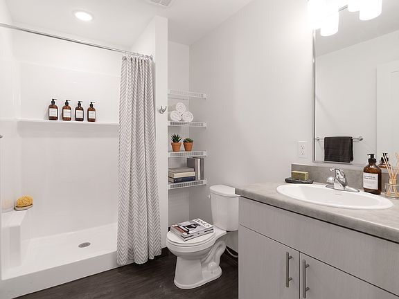 5th image of 2033 Russell St #4c030b6dd