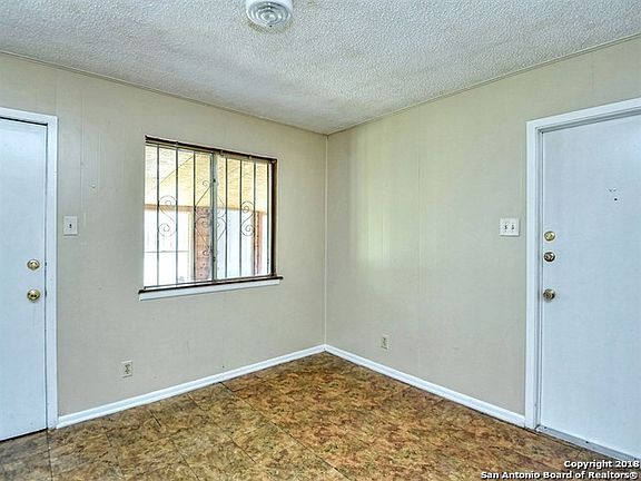 5th image of 5034 Ed White St
