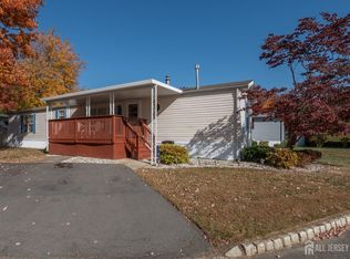 217 Lawrence Ct, Spotswood, NJ 08884