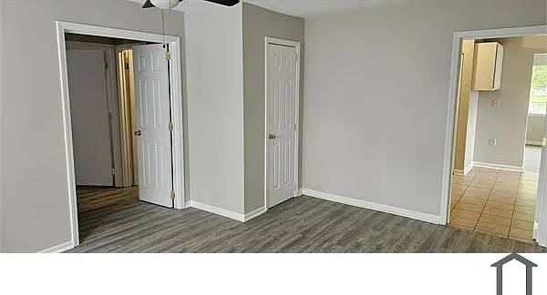 303 Louis Rd — Photo 5