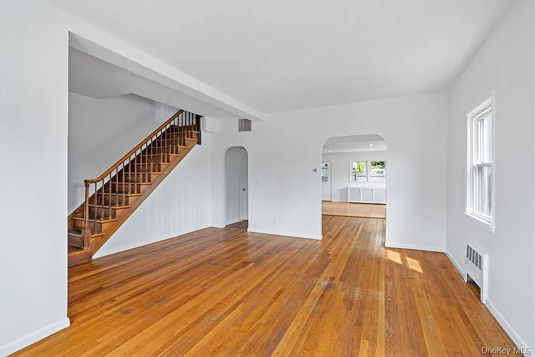 3 bed, 1.5 bath, 1582 sqft, $3,495 — Photo 3