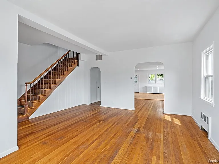 204 Saw Mill River Rd — Photo 3