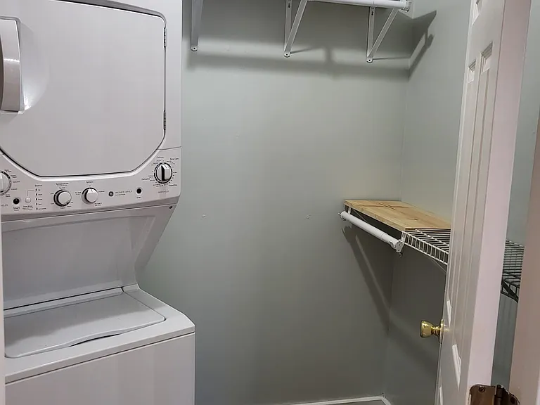 422 Sea Breeze Dr — Photo 11