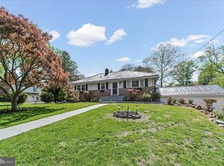 225 Chestnut St, Newtown Square, PA 19073