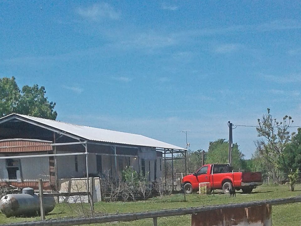 1st image of 145 Comanche Trl