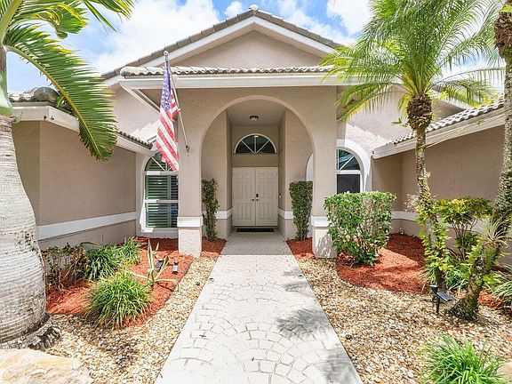 5th image of 9099 NW 52nd Court