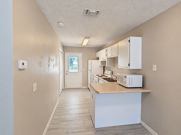 5th image of 6905 Sea Turtle Cir #C