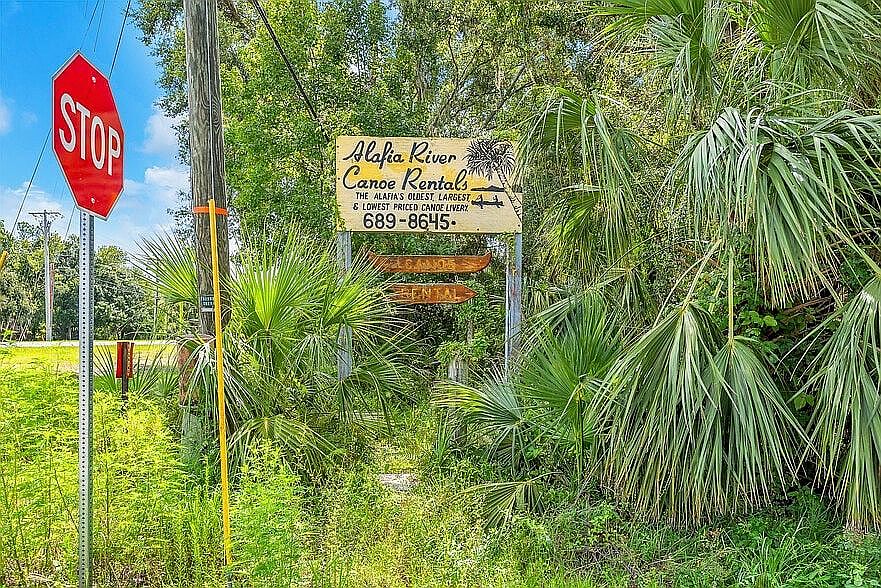 1st image of 4572 Alafia Canoe Trl