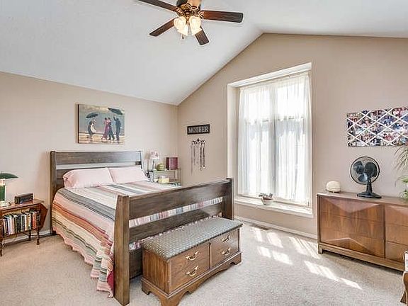 5th image of 6620 E Saint James Pl