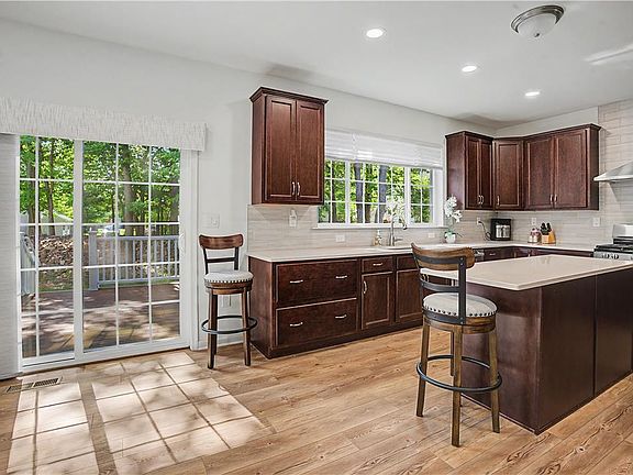 4th image of 2668 Hollow View Dr