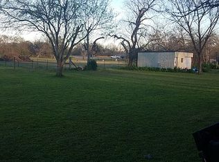 256 Kimball, La Vernia, TX 78121