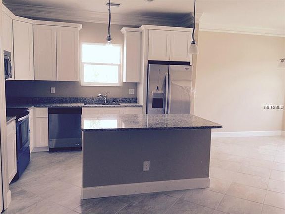 3rd image of 607 Barnacle Ct