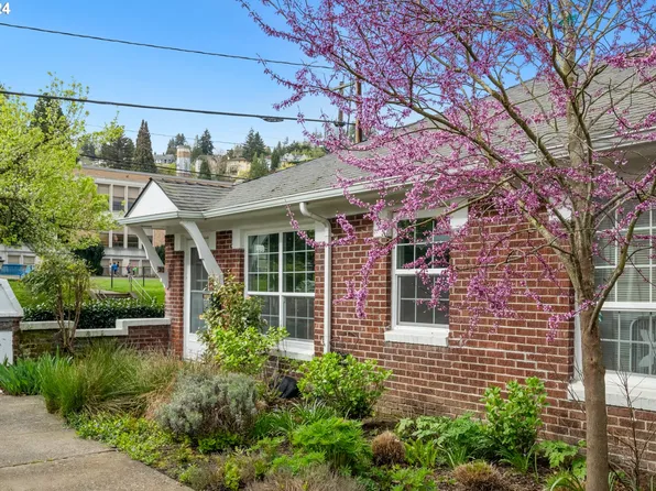 2621 NW Raleigh St Unit 20, Portland, OR 97210