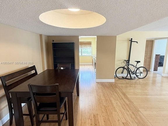 2nd image of 2801 NE 183rd St APT 202W