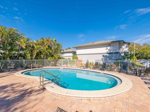 501 116th Ave N APT 99