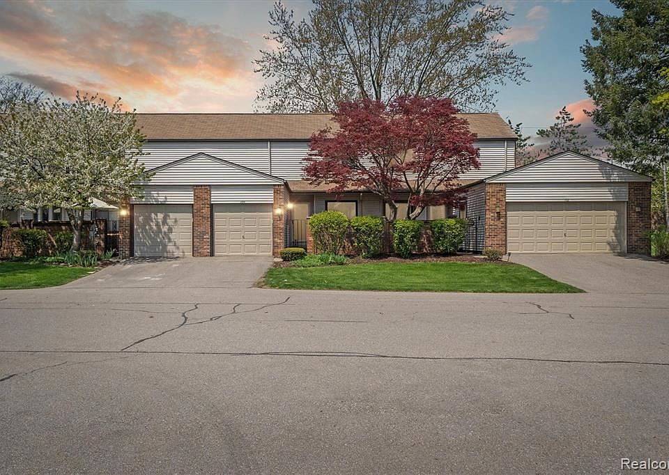1st image of 1104 Willow Grove Ct